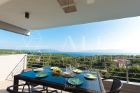 PRODAJA ILI ZAMJENA ZA STAN! Moderna kuća sa očaravajućim pogledom na