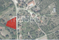 Drniš - Građevinsko zemljište 2034 m2