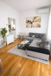 Dubrava, Klaka, uređen stan DB+1S+PM+ostava, NKP=52,7 m²