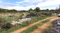Dubrava kod Šibenika, građevinsko zemljište 878 m2