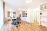 Dubrava, zgrada s četiri stambene jedinice 339,17 m², podruma i šest p