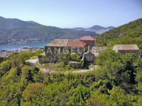 Dubrovnik, Petrovo selo – dvojna kuća s okućnicom i pomoćnim objektima