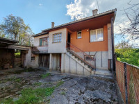 Duga Resa, Centar - kuća u blizini Mrežnice