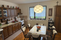 Duga Resa, Mrežnički Brig, kuća 350 m2, 130 m do Mrežnice