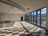 Dugopolje – poslovno-proizvodna zgrada 3.546,85 m² s velikim dvorištem