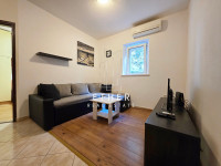 DUGOROČNI NAJAM - MANUŠ - JEDNOSOBAN STAN