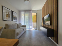 DUGOROČNI NAJAM - PRVO USELJENJE - MODERAN STAN - PARKING U GARAŽI