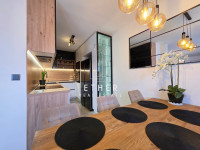 DUGOROČNI NAJAM - SOLIN, JAPIRKO - MODERNO UREĐEN TROSOBAN STAN