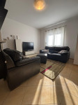 Dugoročni najam! Trosoban Stan: Kaštel Lukšić, 80.00 m2