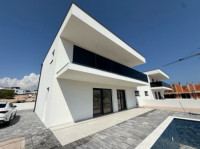 DUPLEX Kuća S1: Vodice,157.00 m2 sa bazenom, 700m2 od centra grada