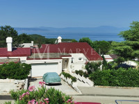 Duplex Villa, Otok Krk, Njivice, s pogledom na more i vrtom!