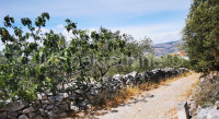 Dvije građevinske parcele u Okrugu Donjem, 802 m2