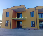 Dvoiposoban stan (prvi kat) s pogledom na more – Brodarica - Šibenik