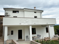 Dvojna kuća s dvije stambene jedinice, Dobrinj, otok Krk