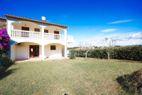 Dvojna kuća s tri stambene jedinice i prostranim vrtom