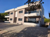 Dvosoban apartman, blizina mora - Vir