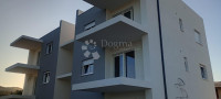 NOVO! Dvosoban penthouse s velikom krovnom terasom S6 – Plano, Trogir