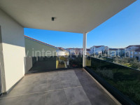 .::: Dvosoban stan u novogradnji u Vodicama :::.