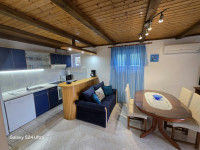 Dvosoban stan - Okrug - Dugoročno - 840€ - 2 red od mora