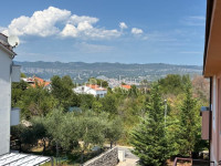 Dvosobni apartman 400 m od mora, Šilo, otok Krk