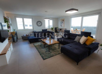 Ekskluzivan 4s penthouse s 3 parkirna mjesta i terasom