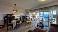 Ekskluzivan apartman s panoramskim pogledom na more i Opatiju – bazeni