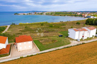 EKSKLUZIVNA PRILIKA – Građevinsko zemljište 654 m² u drugom redu od mo