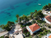 Ekskluzivna vila uz more u jednoj od najljepših uvala Korčule