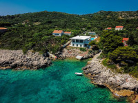 Elegantna vila sa privatnom plažom na otoku Koločepu kod Dubrovnika