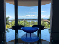 EKSKLUZIVAN APARTMAN, 70 M OD MORA SA PANORAMSKIM POGLEDOM I VRTOM