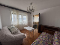 Etaža kuće sa pogledom na more i garsonjerom u Marčeljevoj Dragi