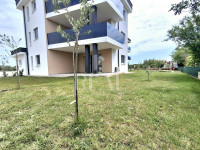 Fažana stan 101m2, vrt 220m2, plaža na 5 minuta !