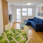 FERENŠČICA-LOVINČIĆEVA 55m2, DVOSOBAN STAN S GARAŽOM