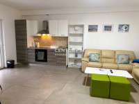 FUNTANA, PRODAJE SE TROSOBAN STAN U PRIZEMLJU SA TERASOM OD 50 M2, TOP