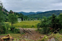 Fužine, centar, građevinsko zemljište 1034 m2 s pogledom na jezero