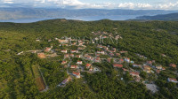 Garica, građevinsko zemljište pravilnog oblika!