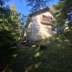 Gornja Dubrava (Čučerje), Kuća 250.00 m2 SA 3 GRAĐEVINSKA ZEMLJIŠTA