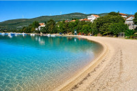 GORNJI KARIN – 2  APARTMANA SVAKI 58m2, 100 m OD PLAŽE, VRT I PARKING