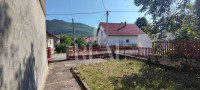 Gračac kuća 200m2,P+1,garađa,okućnica