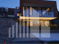 Gračani, luksuzna obiteljska kuća, 3SB, arhitektonski uređeno