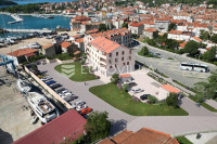 Grad Cres, Centar, dvosoban stan na odličnoj lokaciji, NOVOGRADNJA