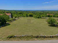 Građevinska parcela 890 m² s pogledom na more – Galižana