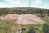 Građevinski teren 1000m2 - Danilo Kraljice
