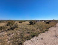 GRAĐEVINSKO ZEMLJIŠTE 1.800 m² – PRKOS, ŠKABRNJE