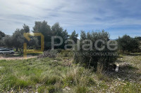 Građevinsko zemljište 1900 m² Orebić, 700 m od mora