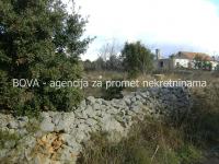 Građevinsko zemljište 2336 m2 u Vrsima, Zadar *800 m OD MORA*  (ID-171
