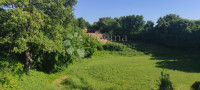GRAĐEVINSKO ZEMLJIŠTE 4.370 m² – STAMBENA NAMJENA, INFRASTRUKTURA UZ P