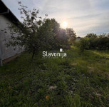 Građevinsko zemljište 562 m² uz glavnu cestu [Vrpolje]