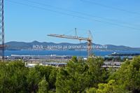 Građevinsko zemljište od 6000 do 26000 m2 u Gaženici, Zadar