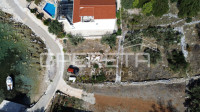 Građevinsko zemljište 730 m2 uz more -Gršćica, otok Korčula